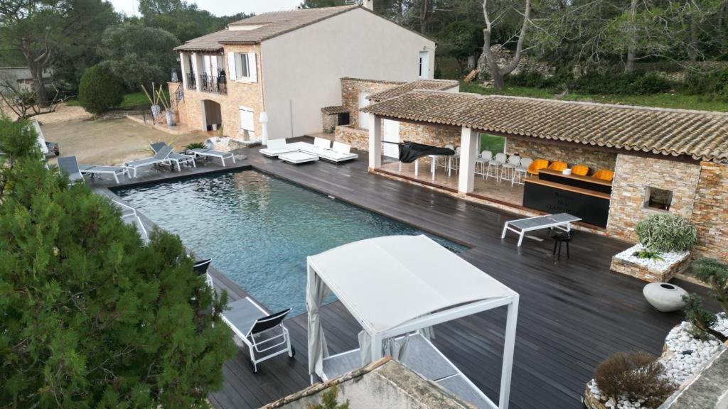 Magnifique Villa De Luxe Au Coeur De La Garrigue Nîmes Exterior foto